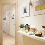 Spot Smart Nomad Bed & Breakfast