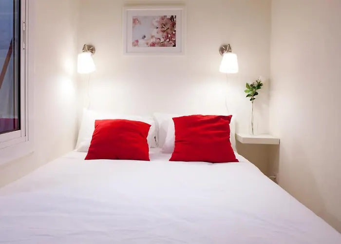 Spot Smart Nomad Bed & Breakfast